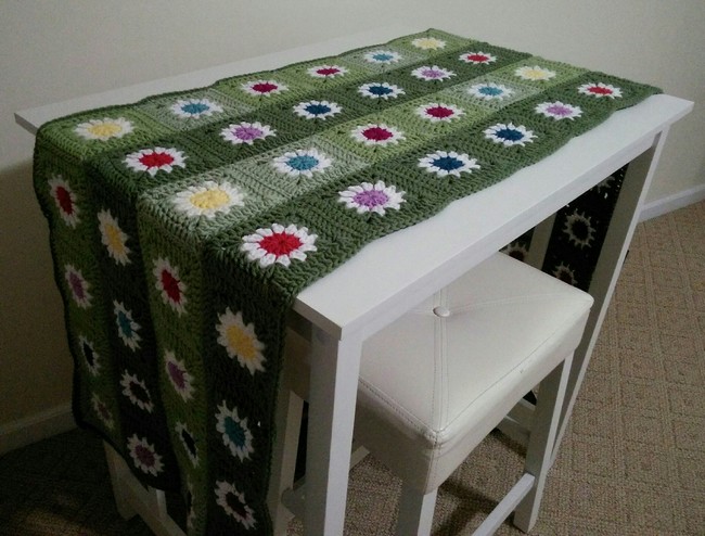 Cascading Flowers Table Runner