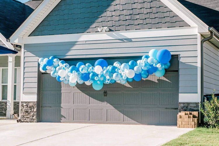 DIY Balloon Garland