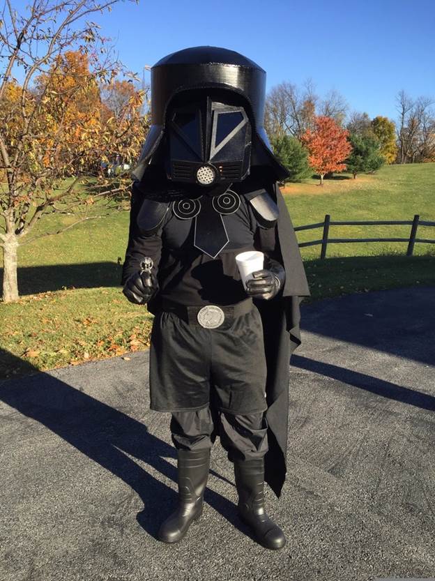 Star Wars Dark Helmet DIY