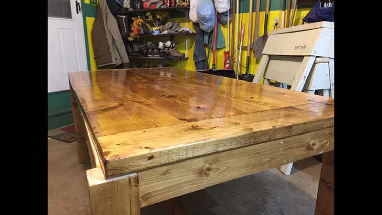 DIY Farmhouse Table