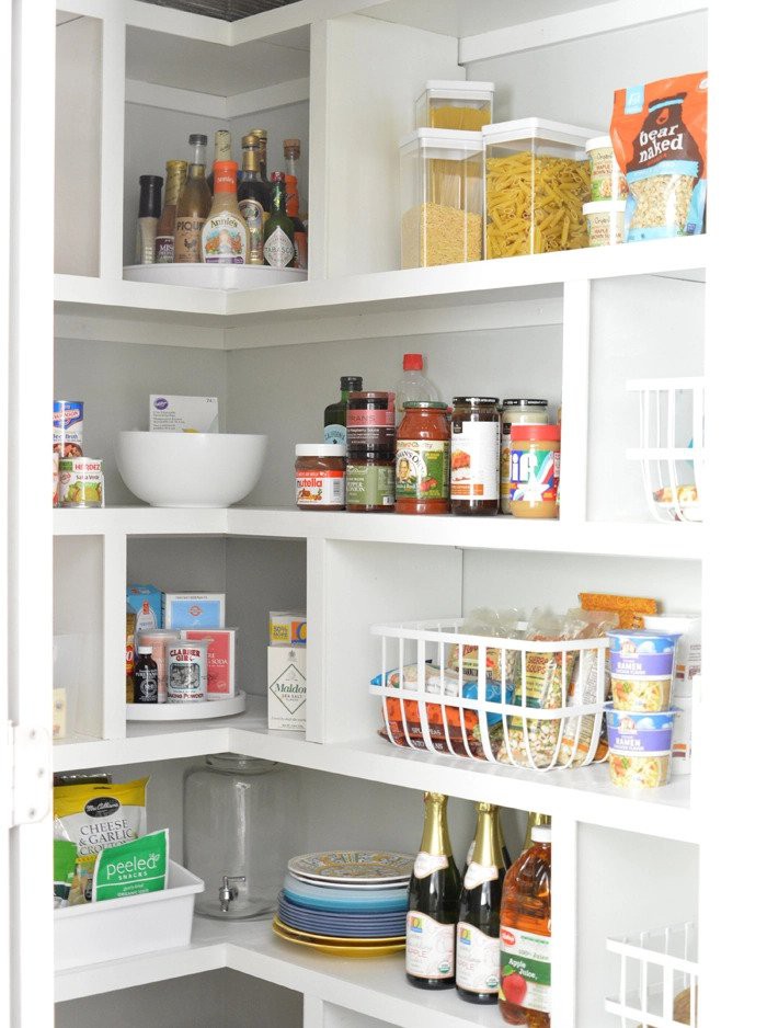 DIY Pantry Shelves