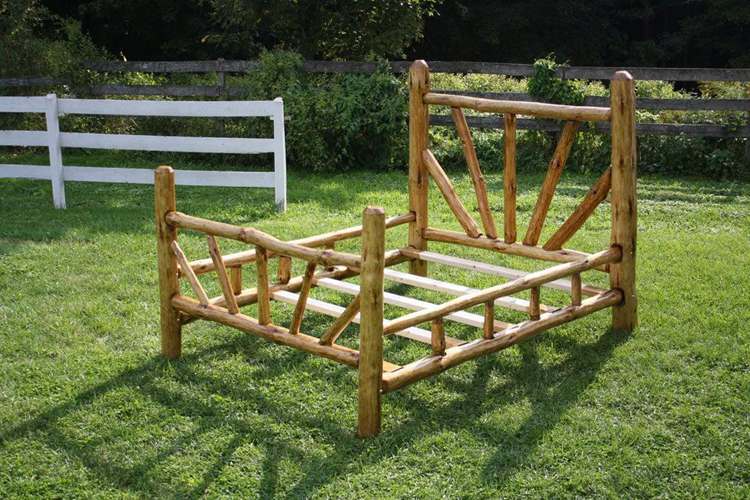 DIY Rustic Bed Frame - Queen Size