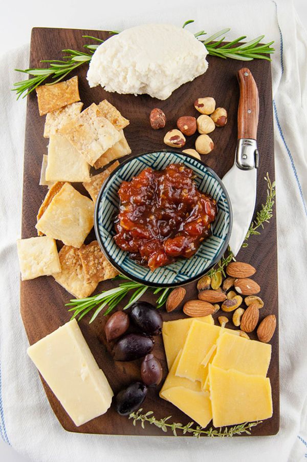 DIY Wood Cheese Board