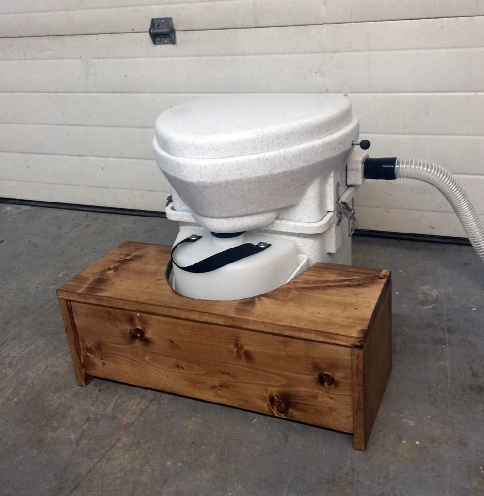 DIY Wooden Squatty Potty