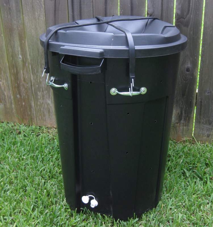 Inexpensive fertilizer Bin