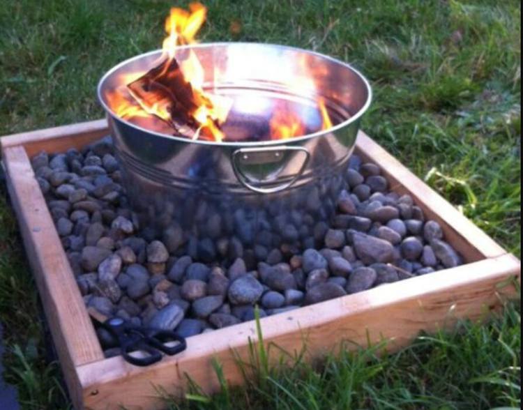 Metal Bucket Fire Pit