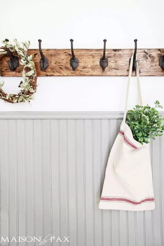 Rustic DIY Towel Rack