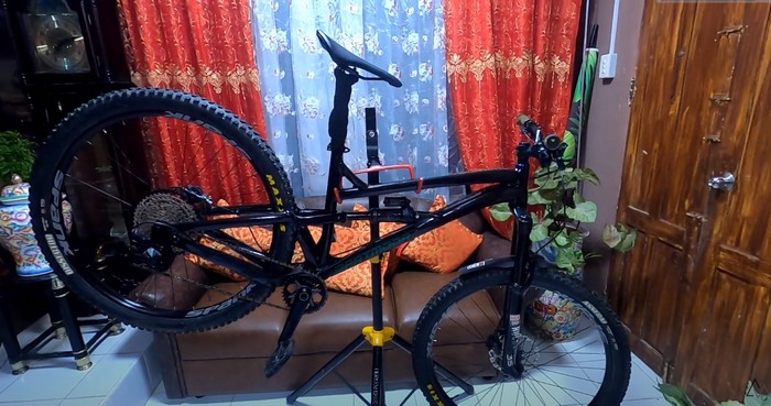 DIY Best Bike Repair Stand