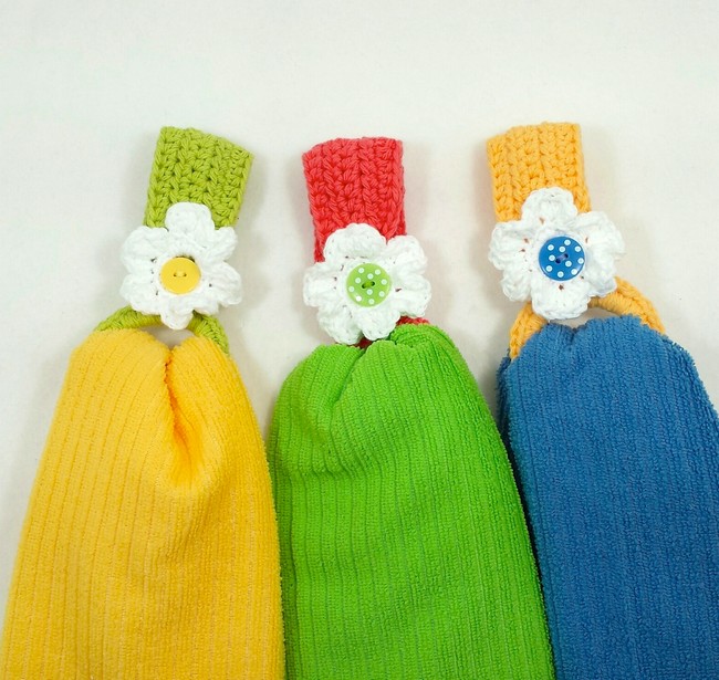 Daisy Towel Holder