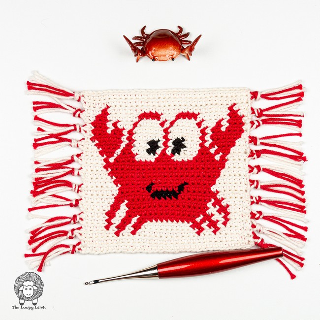 Happy Crab Crochet Mug Rug