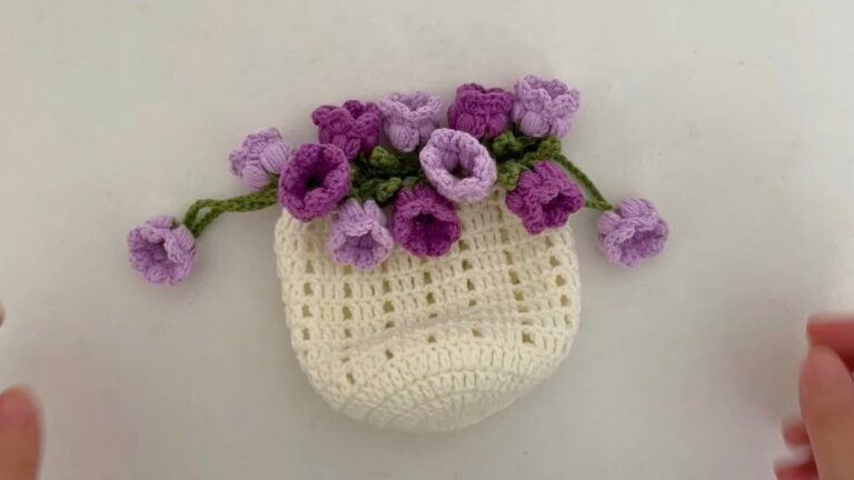 Easy Crochet Flower Pouch Bag Pattern