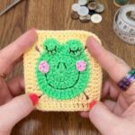 Crochet Frog Granny Square Pattern 5