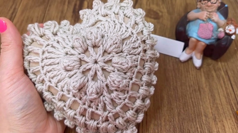 Crochet Heart Cushion Pattern 4