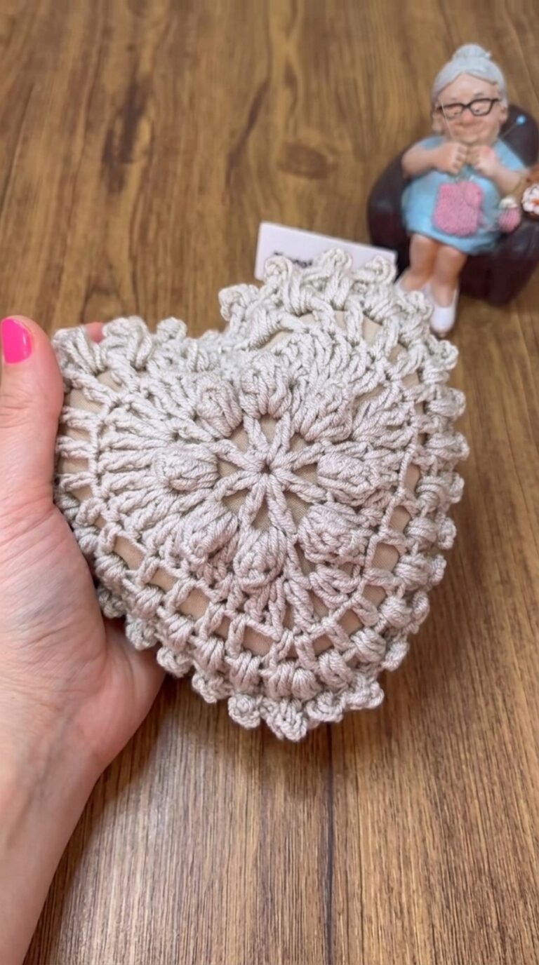 Crochet Heart Cushion Pattern 5