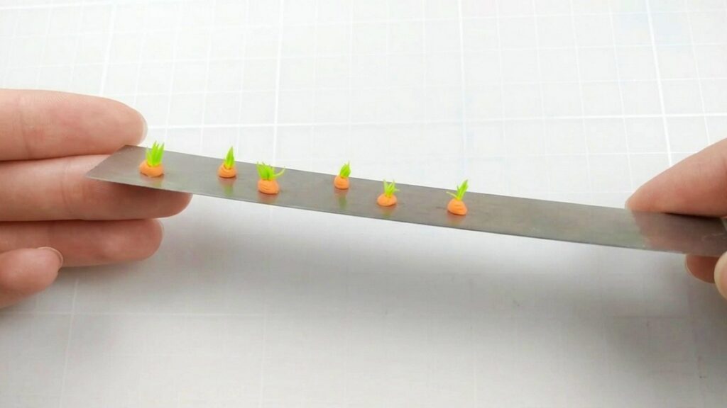 Mini Vegetable Garden Clay 4